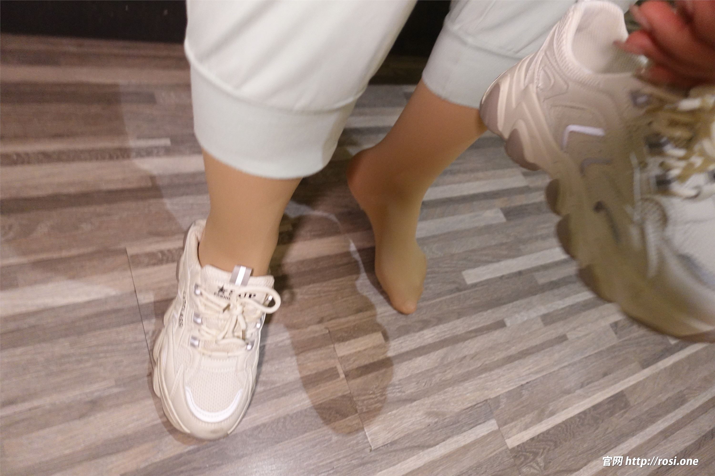 ROSI写真 2022.05.17 NO.3816